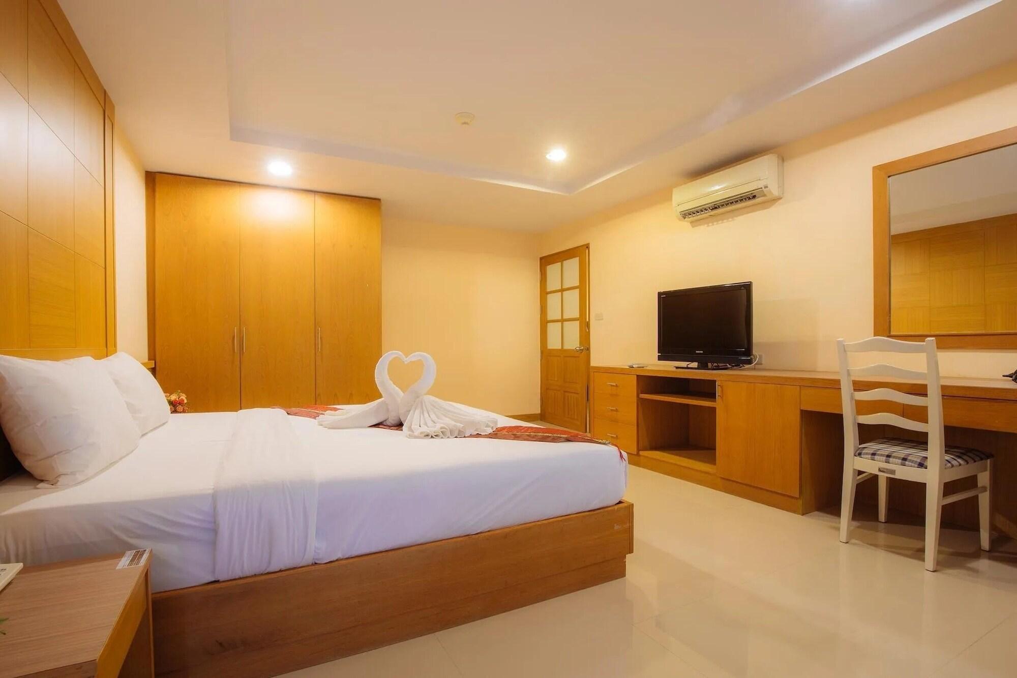Metro Point Bangkok Hotel Екстериор снимка